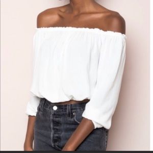 Brandy Melville off the shoulder top